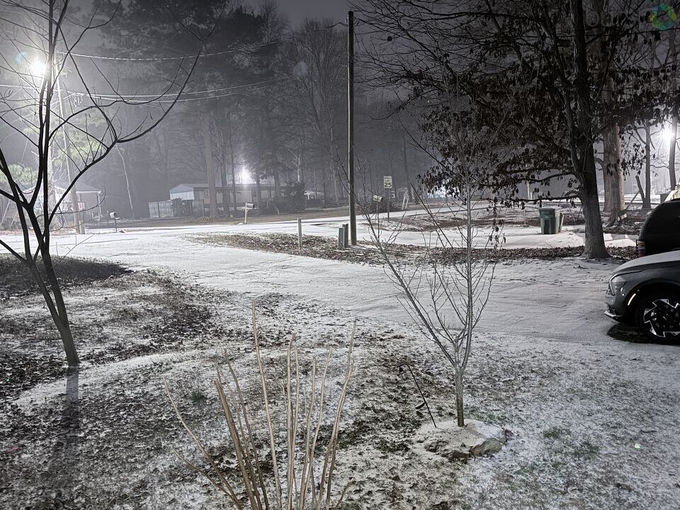 Kemp warns more outages possible as storm continues